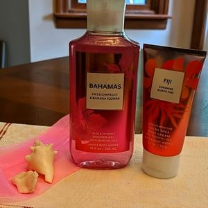 NWT BBW Tropical Duo